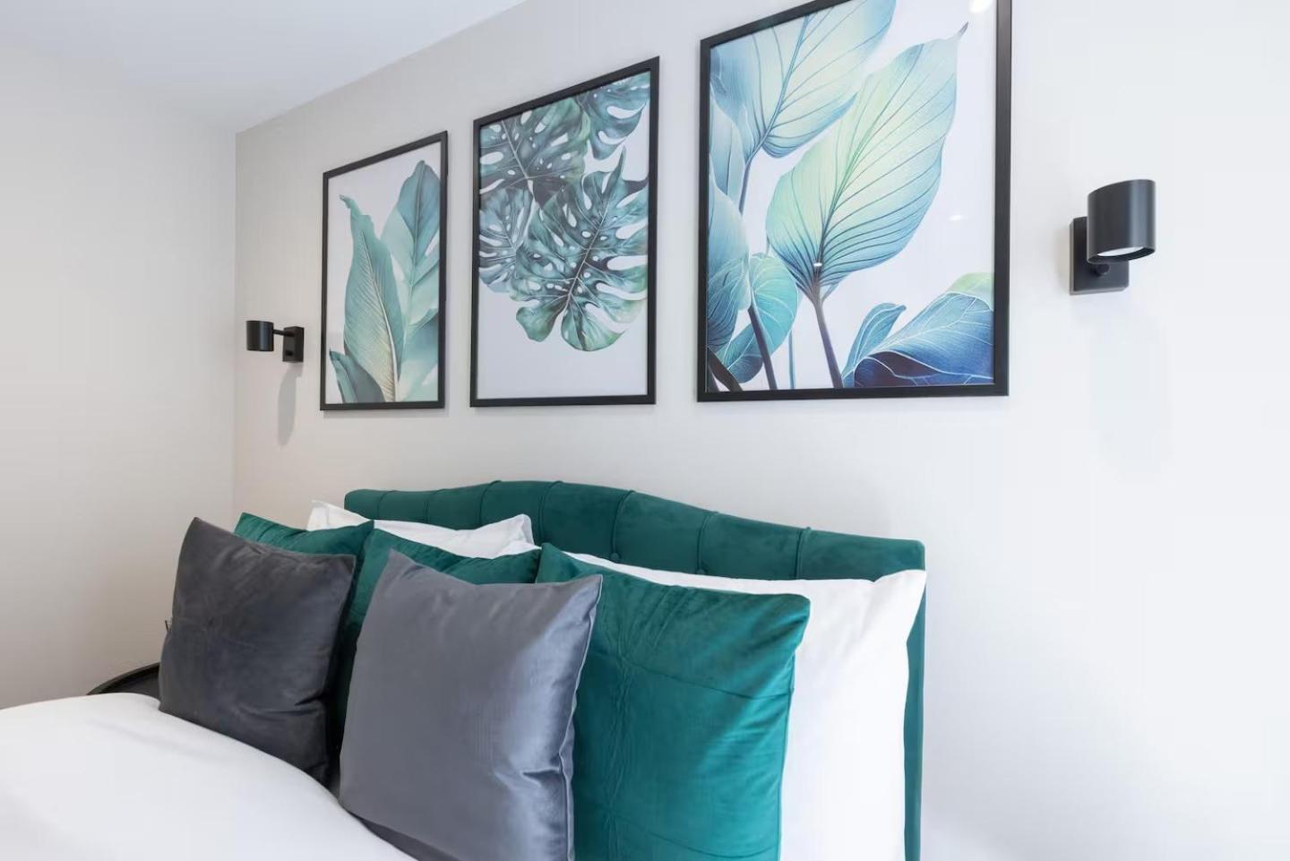 Modern City Apartment - Sleeps 4 & Walk To Arena ลีดส์ ภายนอก รูปภาพ